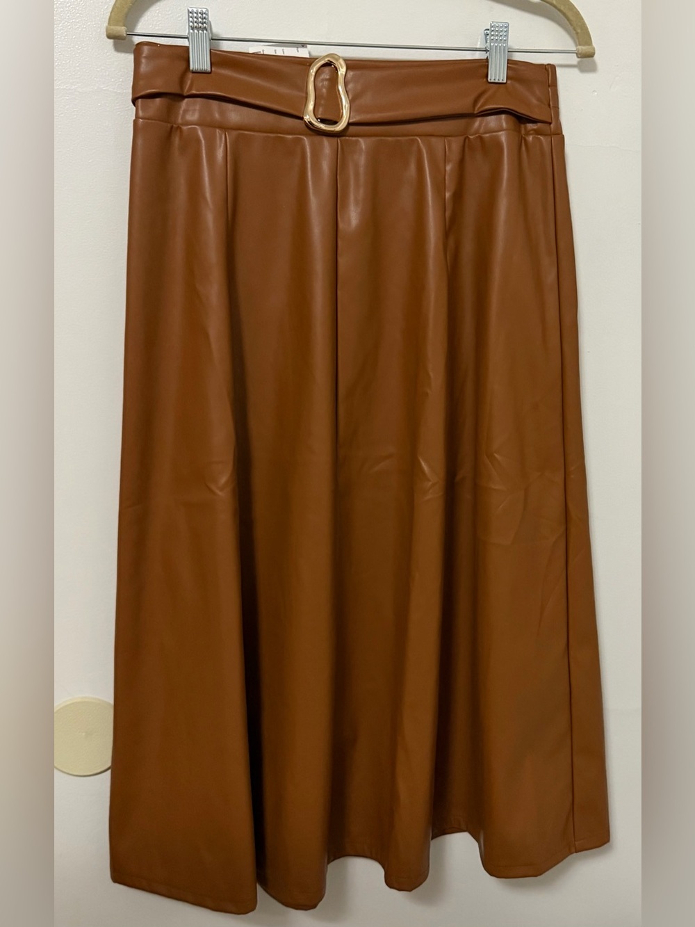 Leather belted skirt
